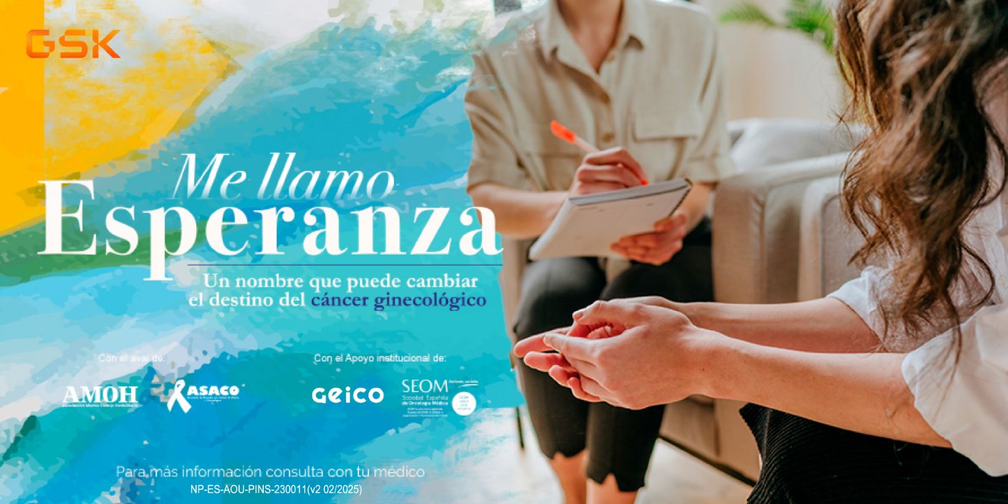 Fotografía de una mujer sonriendo