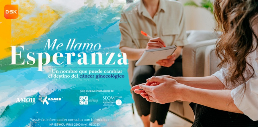 Fotografía de una mujer sonriendo