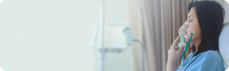 Mujer hospitalizada debido al tabaco